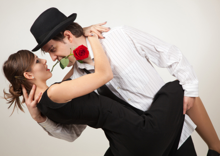 Μηνιαία ερωτική συναστρία Μαρτίου 2013. Πόσο ταιριάζετε σαν ζώδια αυτόν το μήνα.