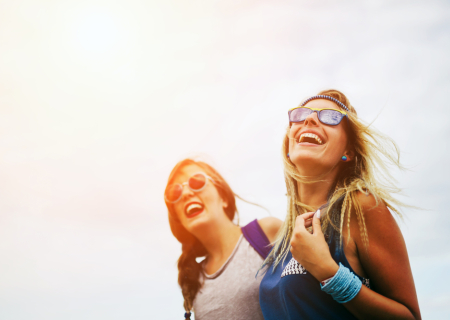 Πόσο εύκολα συμπαθούν ή αντιπαθούν τα ζώδια. Πώς μπορείς να κερδίσεις την εύνοιά τους;