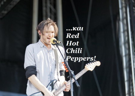 Τα άστρα σήμερα! Ερμής τρίγωνο με Πλούτωνα. Πάθος, ένταση, επικοινωνία ...και Red Hot Chili Peppers!