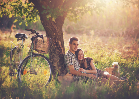 Τα άστρα την Τρίτη, με την επιρροή του Δία σε αντίθεση με Ουρανό.