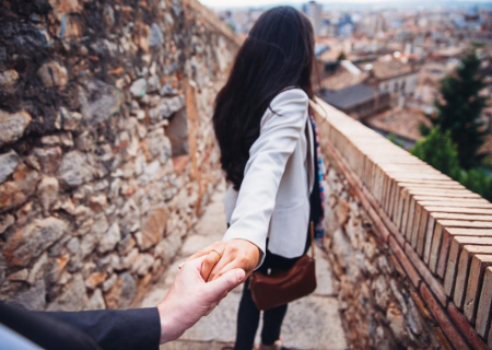 Οι μηνιαίες προβλέψεις του Απριλίου με βάση το δεκαήμερο της γέννησης σας, από την Μαρία Ραπτοδήμου.